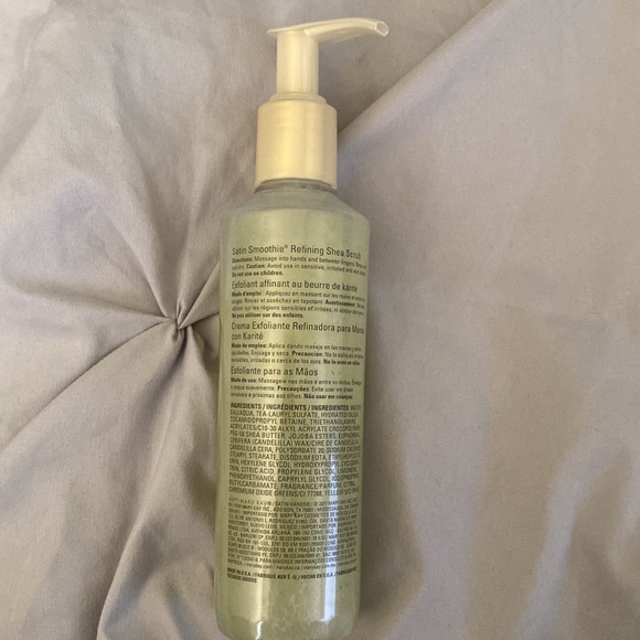 Mary Kay satin hands defining shea scrub. 7.75 oz white tea and citrus - Picture 2 of 2
